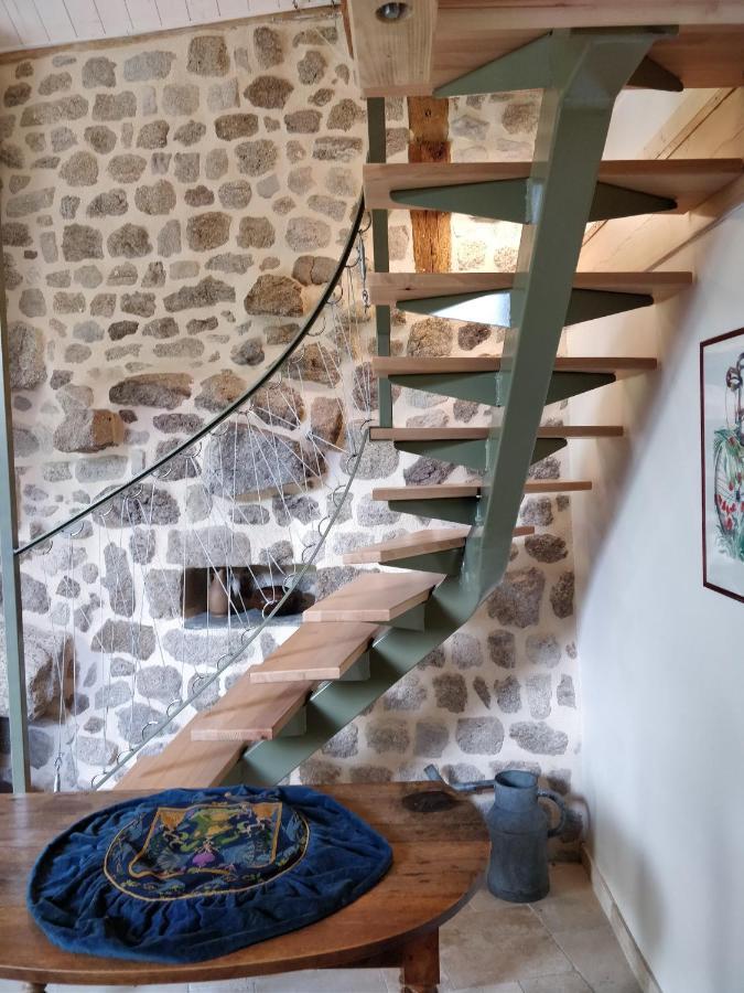 Les Fayettes Hotel Montregard Kültér fotó